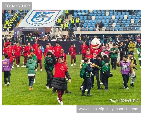 五大联赛场均换人次数反映战术活跃度，五大联赛球员转会新闻